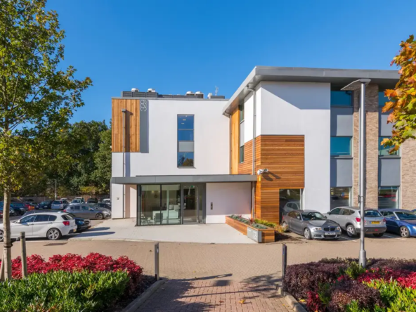 Building 329, Doncastle Road, Bracknell, RG12 8PE