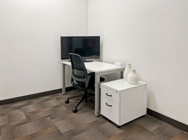 Regus (IWG) 1109 Oak Park Dr Fort Collins