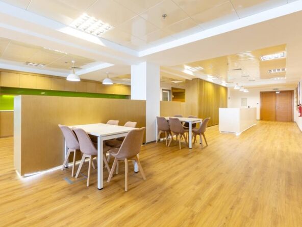 Regus Cubes Park B1