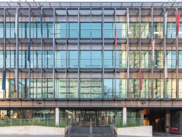 Spaces (IWG) 71-75 Uxbridge Road