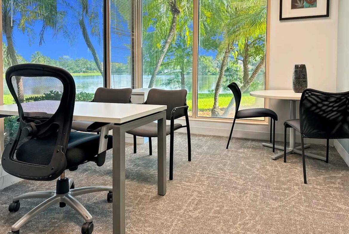 Regus (IWG) Crossroads I Plantation