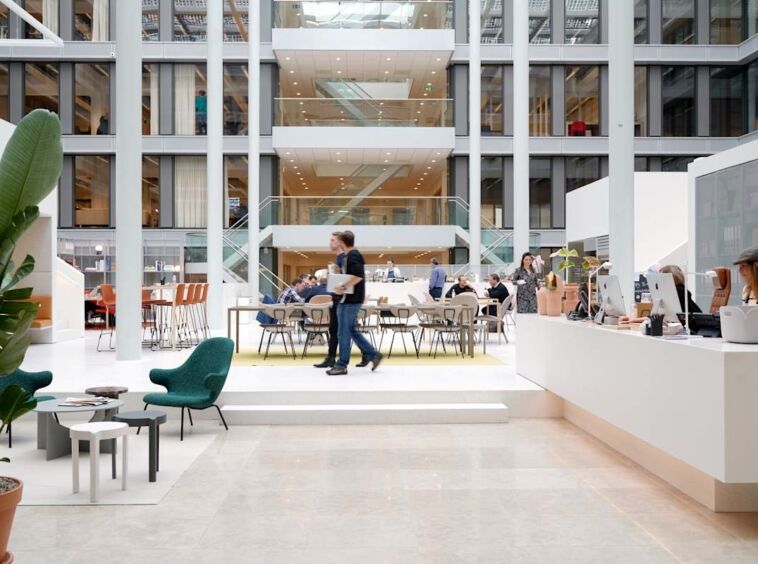 Spaces (IWG) Spaces State Street Chicago