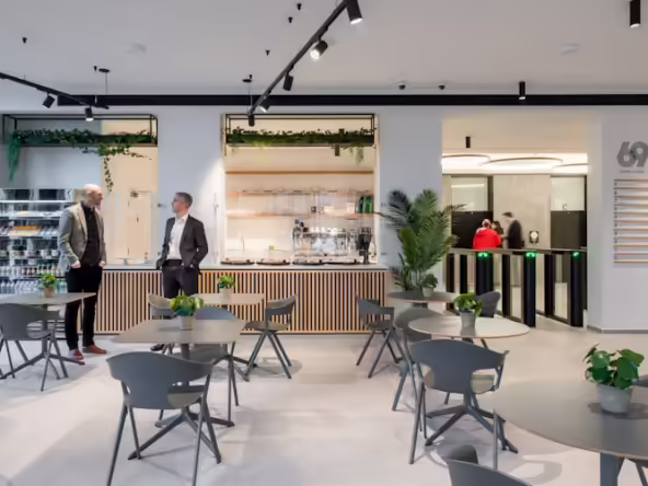 Let Ready by CEG 69 Park Lane, Croydon, CR0 1JD